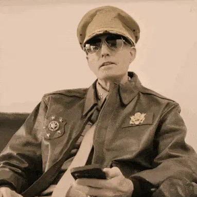 麦克阿凯
