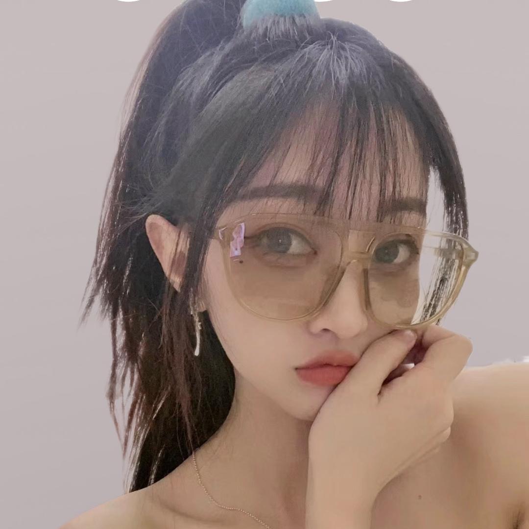 纯纯