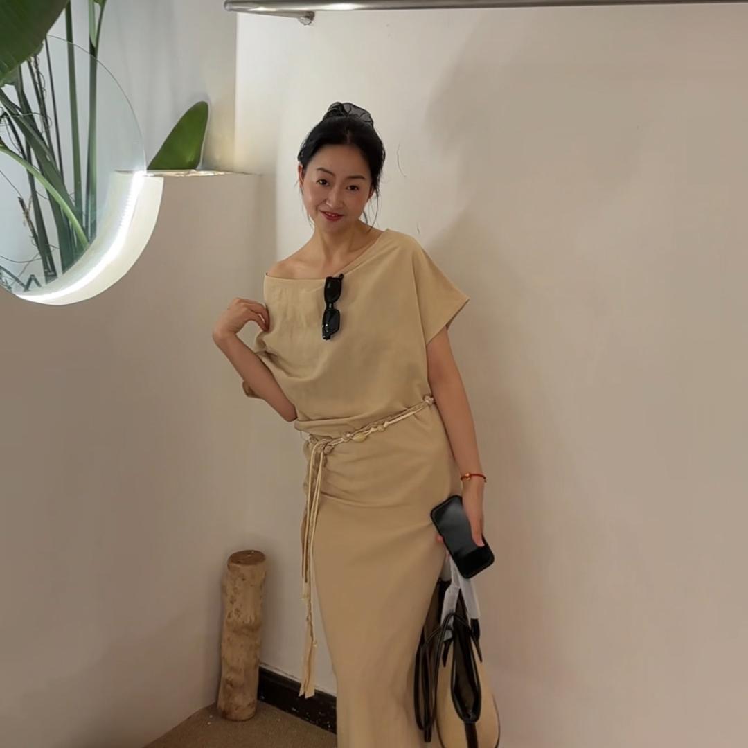 郫县南希女装店−汪姐姐