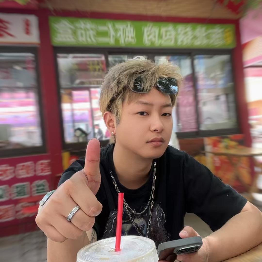 石泉刘飞锦一发型设计