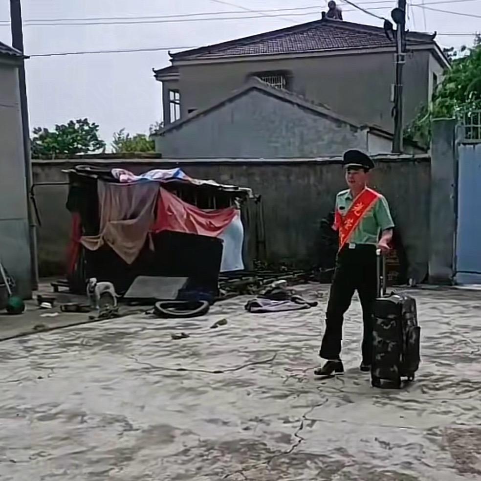 小小俊