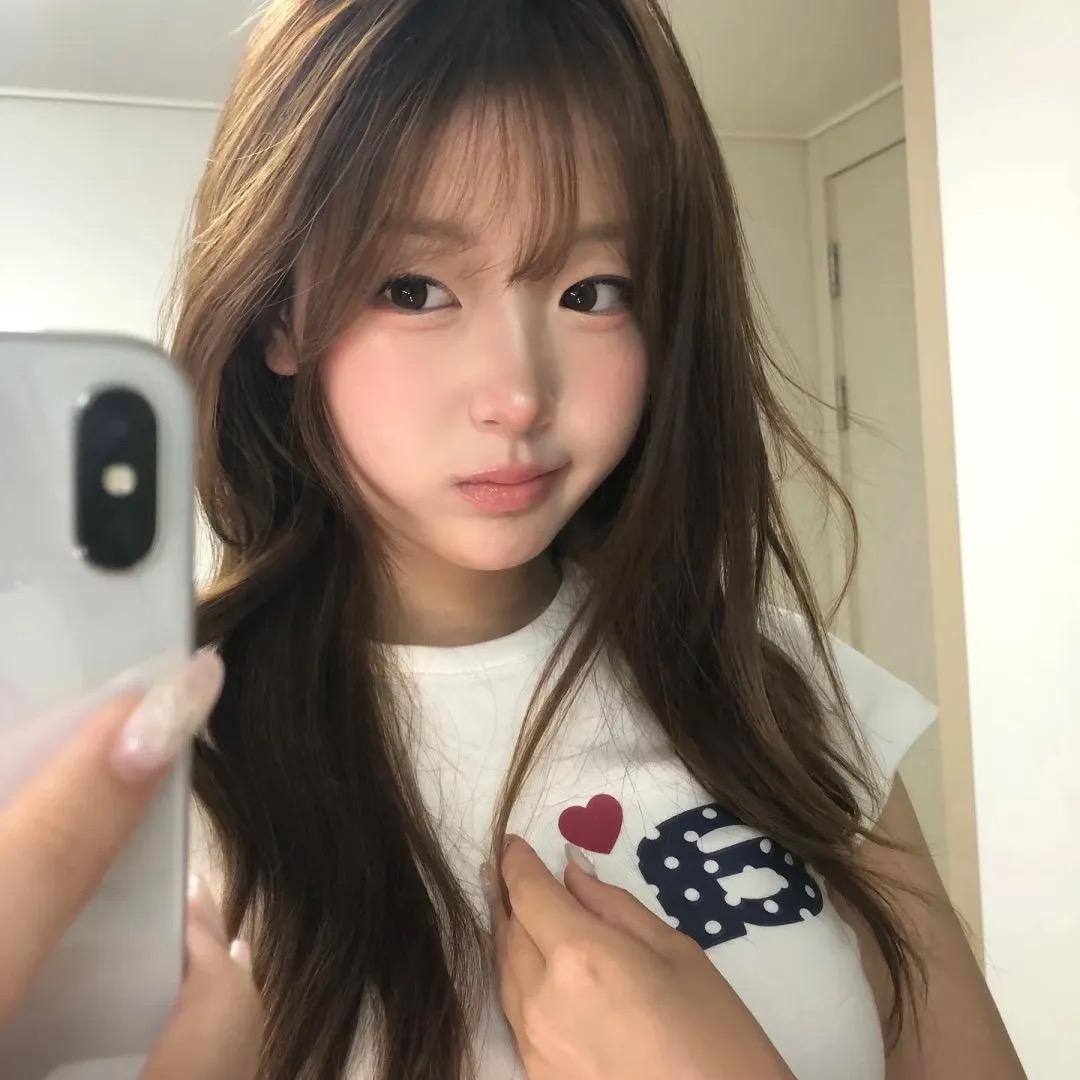 ︀💋