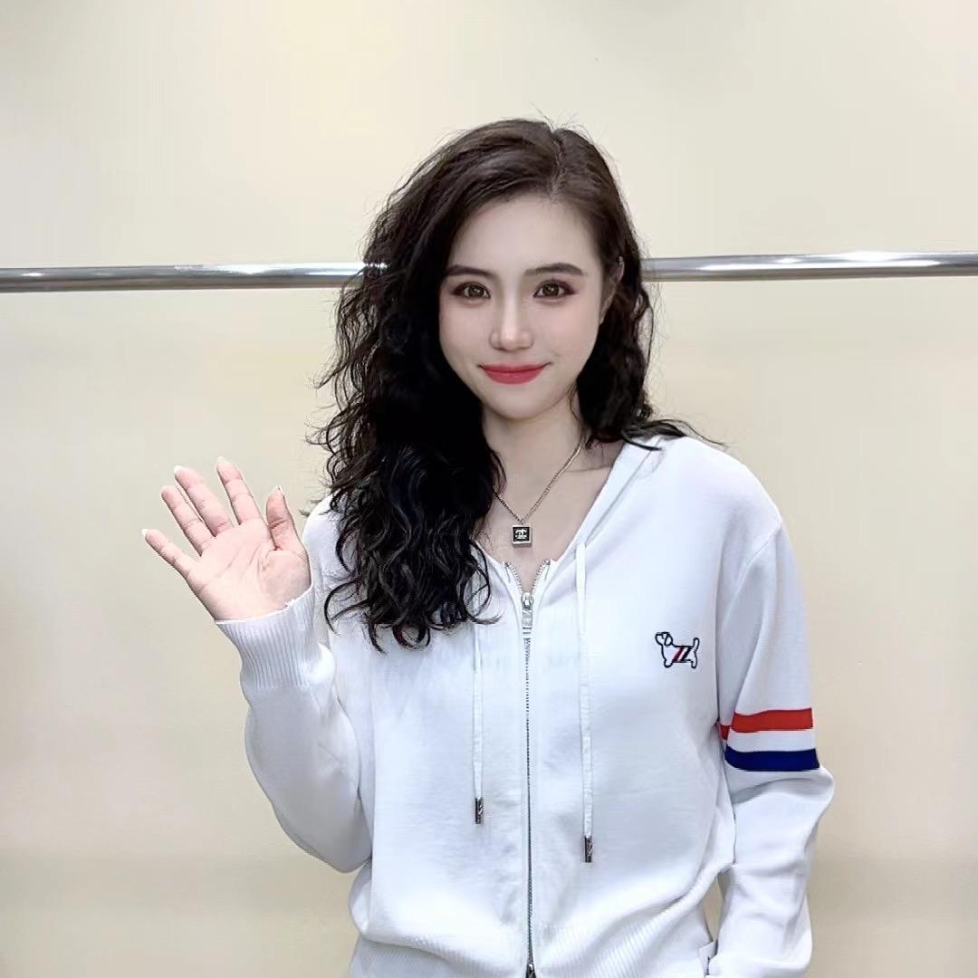 深圳南油洛奇李服饰（现货号）