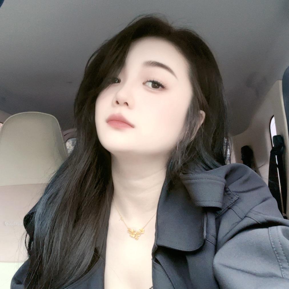 Ms R