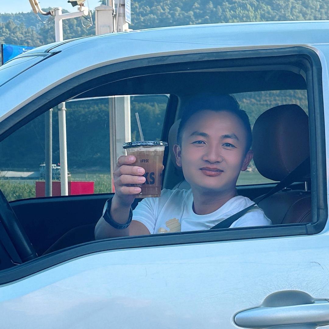 悦城镇华俊达土石方工程部