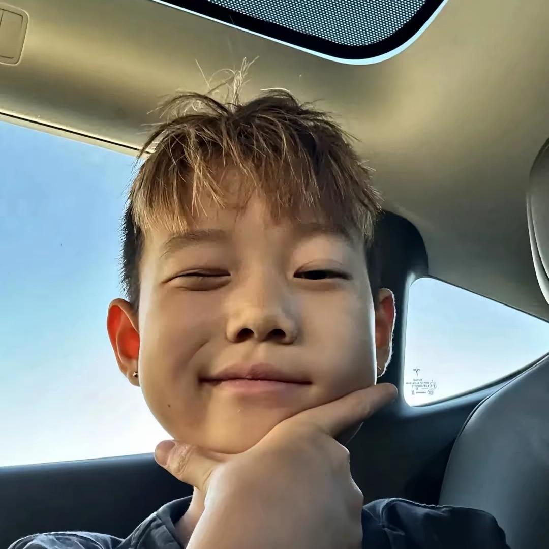 @吃啥呢给我来一口