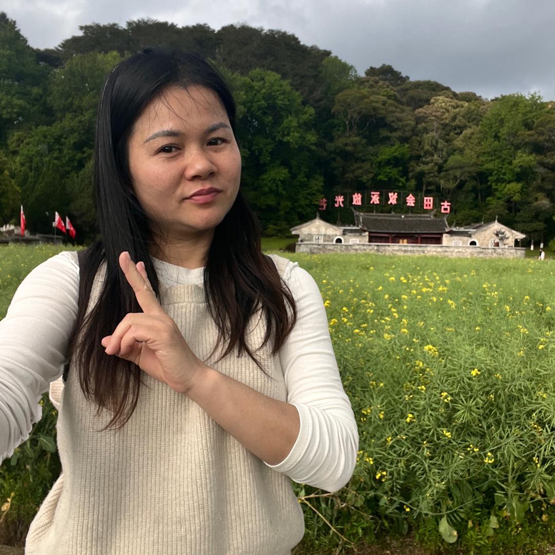 翁源县兰友旅行社陈芳