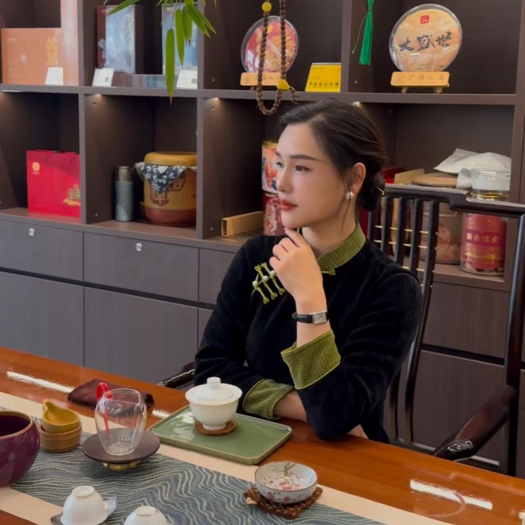 爱茶小姨