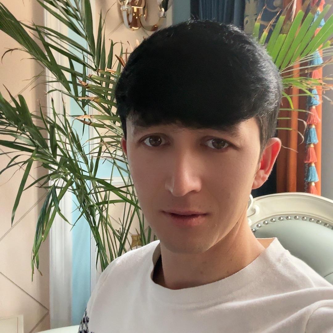 艾散江 贴砖