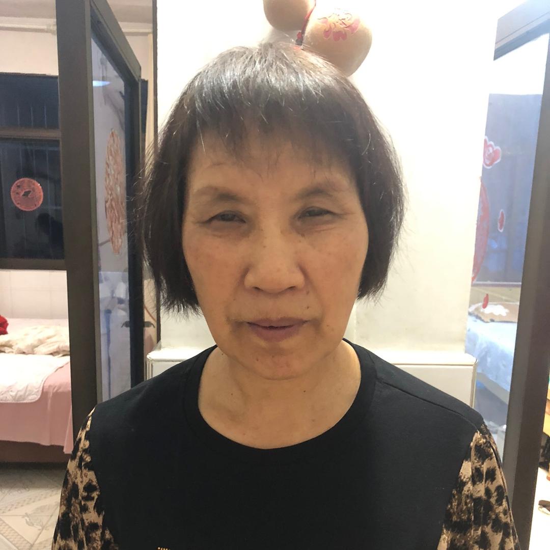 雪花姐@（下午3：10开播）