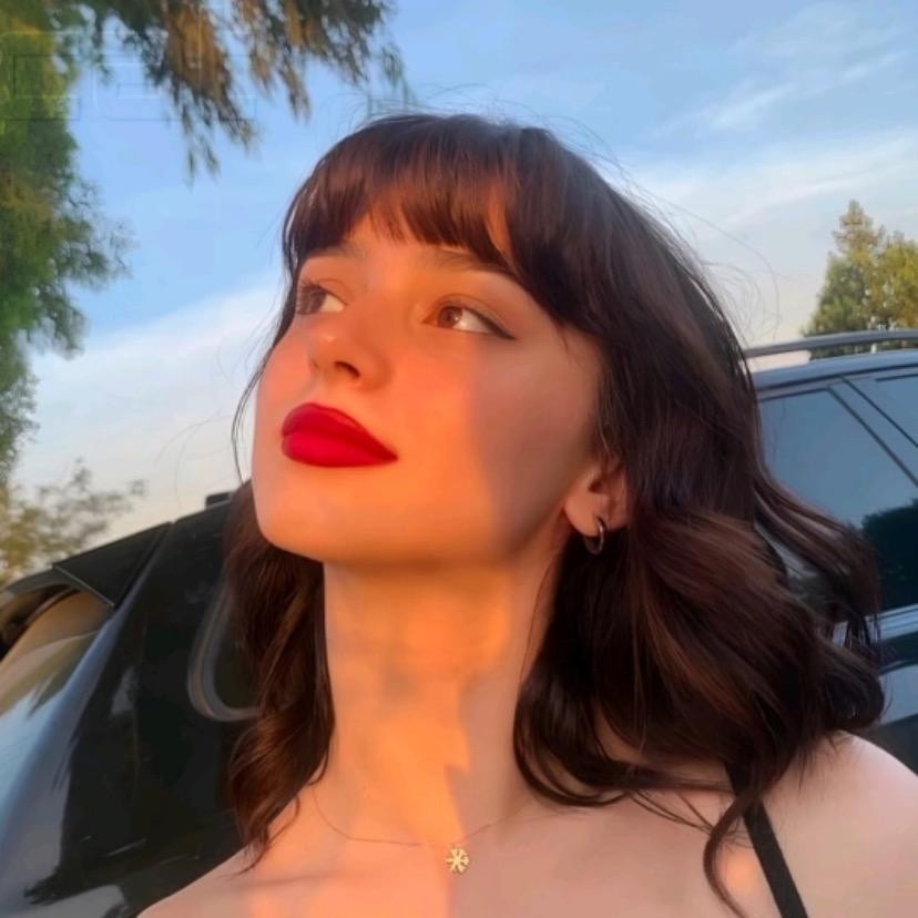 超超吃饱辽 🐷