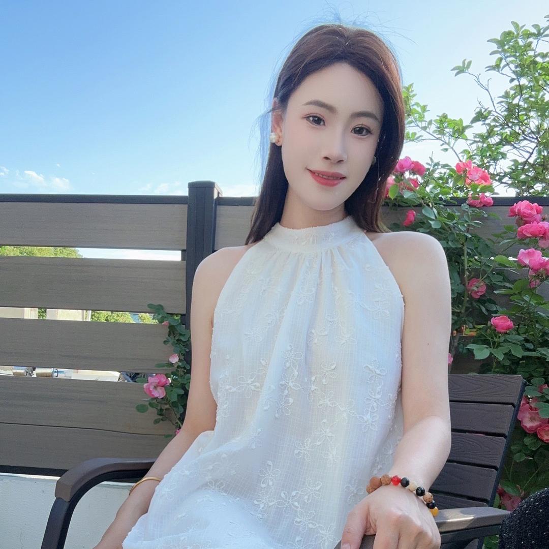 华林林精品女装穿搭