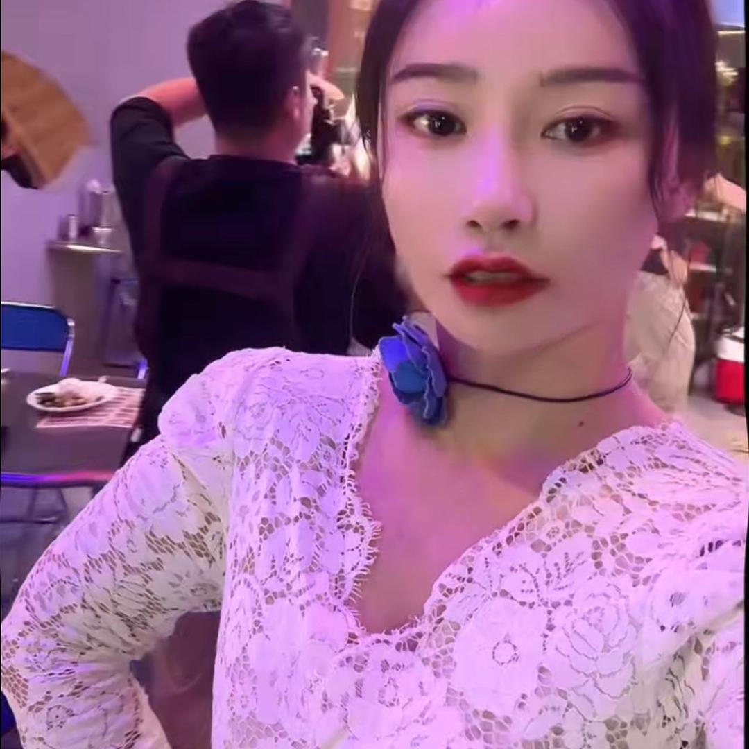 兰兰美丽衣服