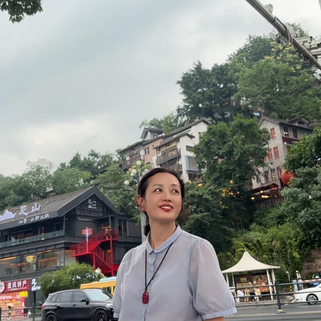 漆工镇丽妆•护肤美容日用品一站式