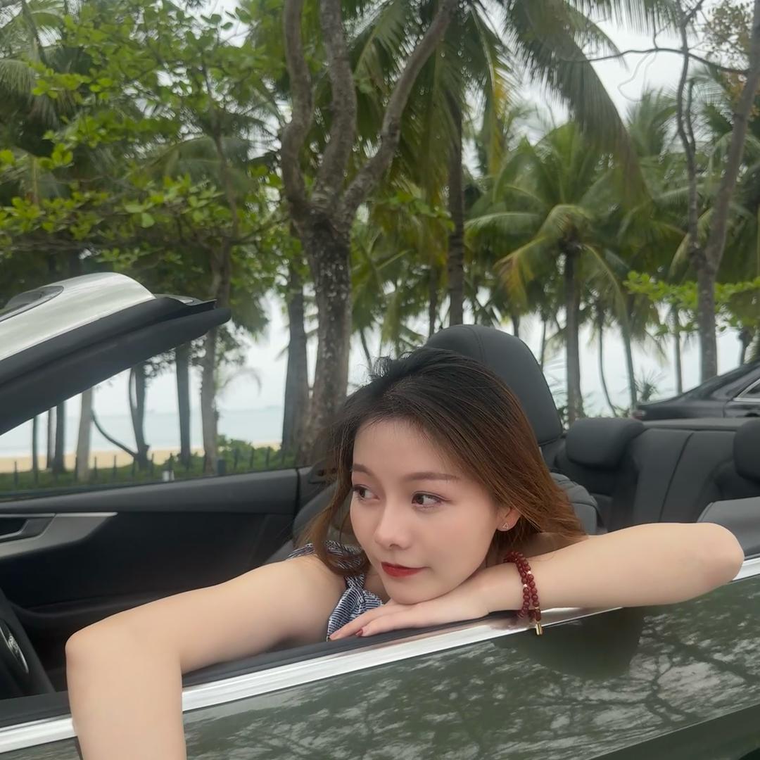 上海小怡严选车