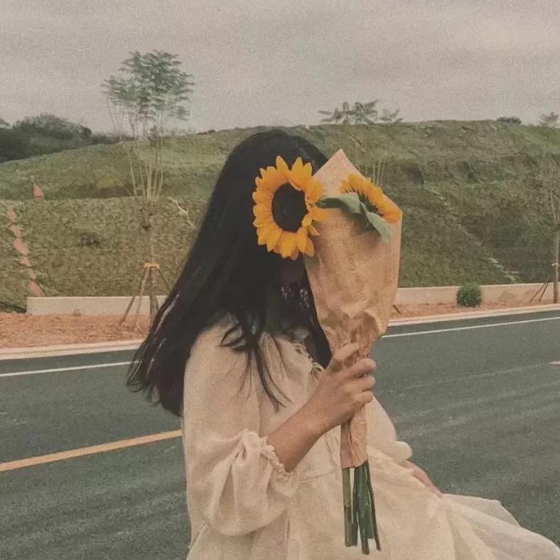 是柒柒呀～🌻
