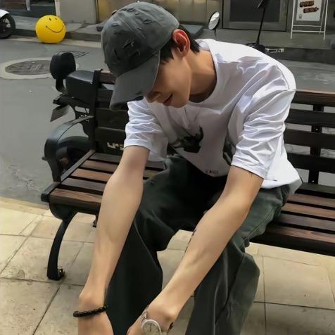 偷吃肉蟹煲