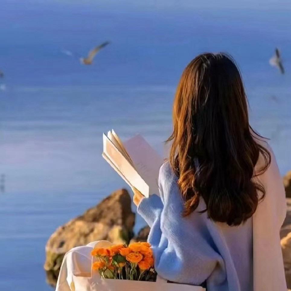 无书不欢的小鱼