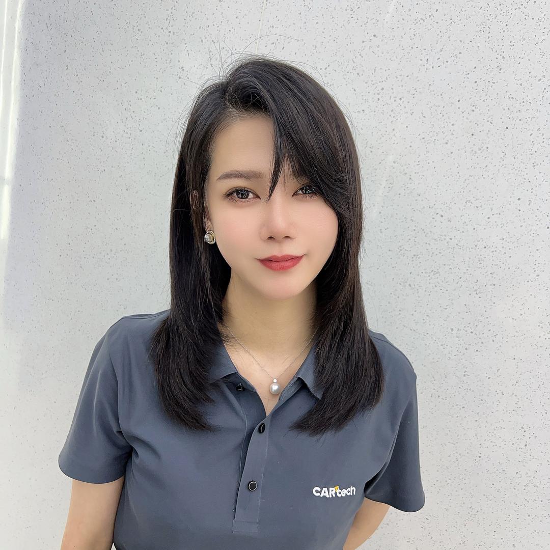 卡泰驰厦门总店销售总监杨阿丽