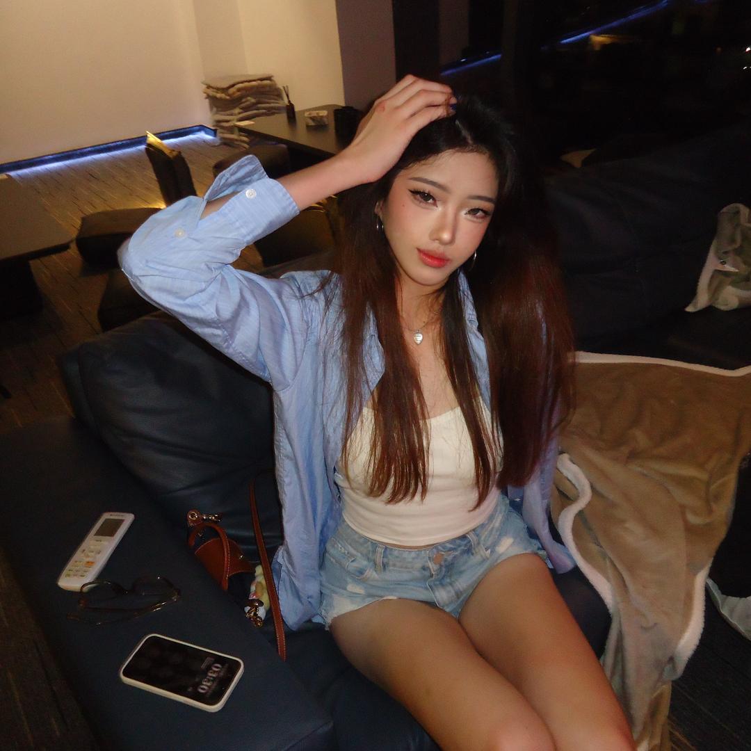 $¥