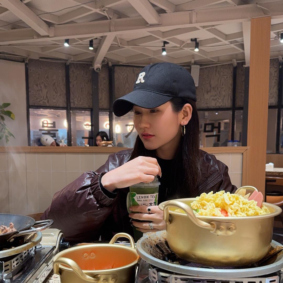 南阳市卧龙区熙熙服装店