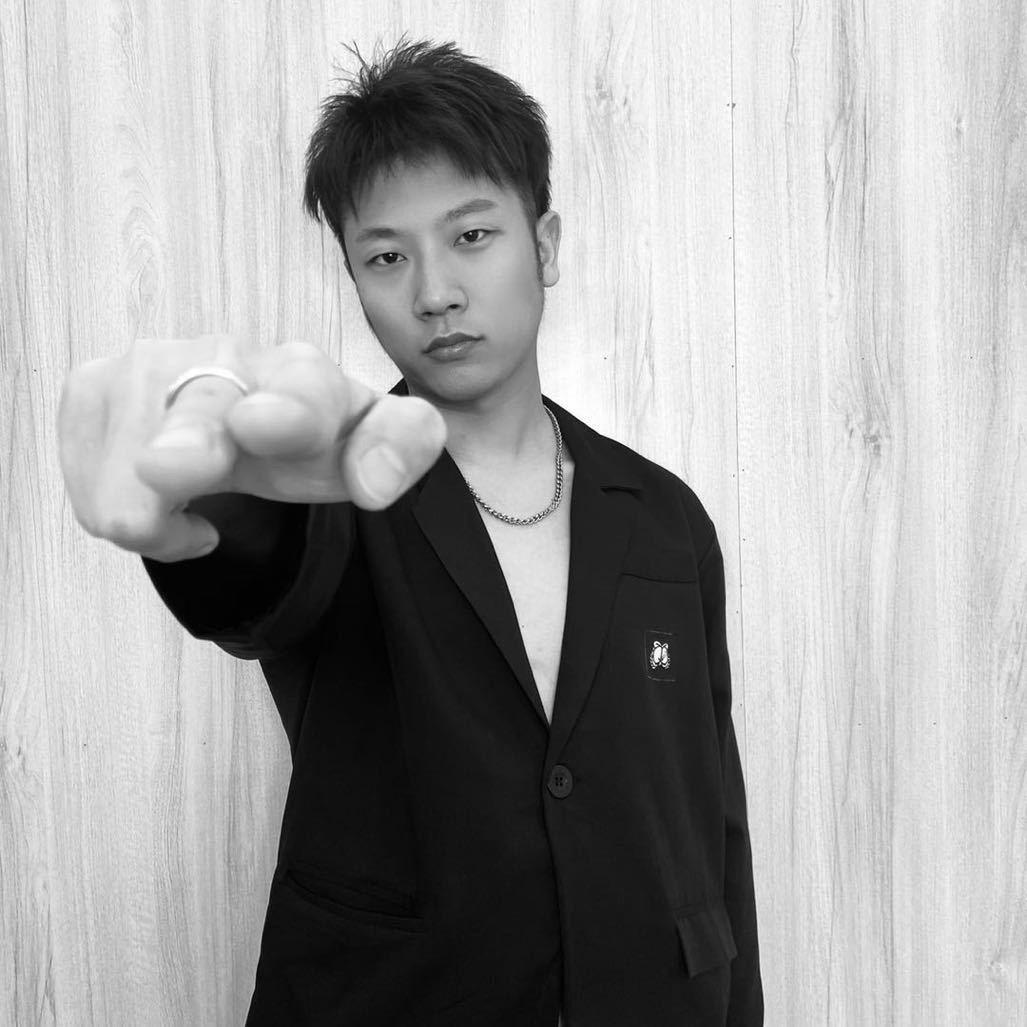 临汾烫染天花板阿杰