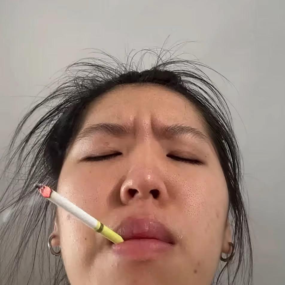 张 三 丰.