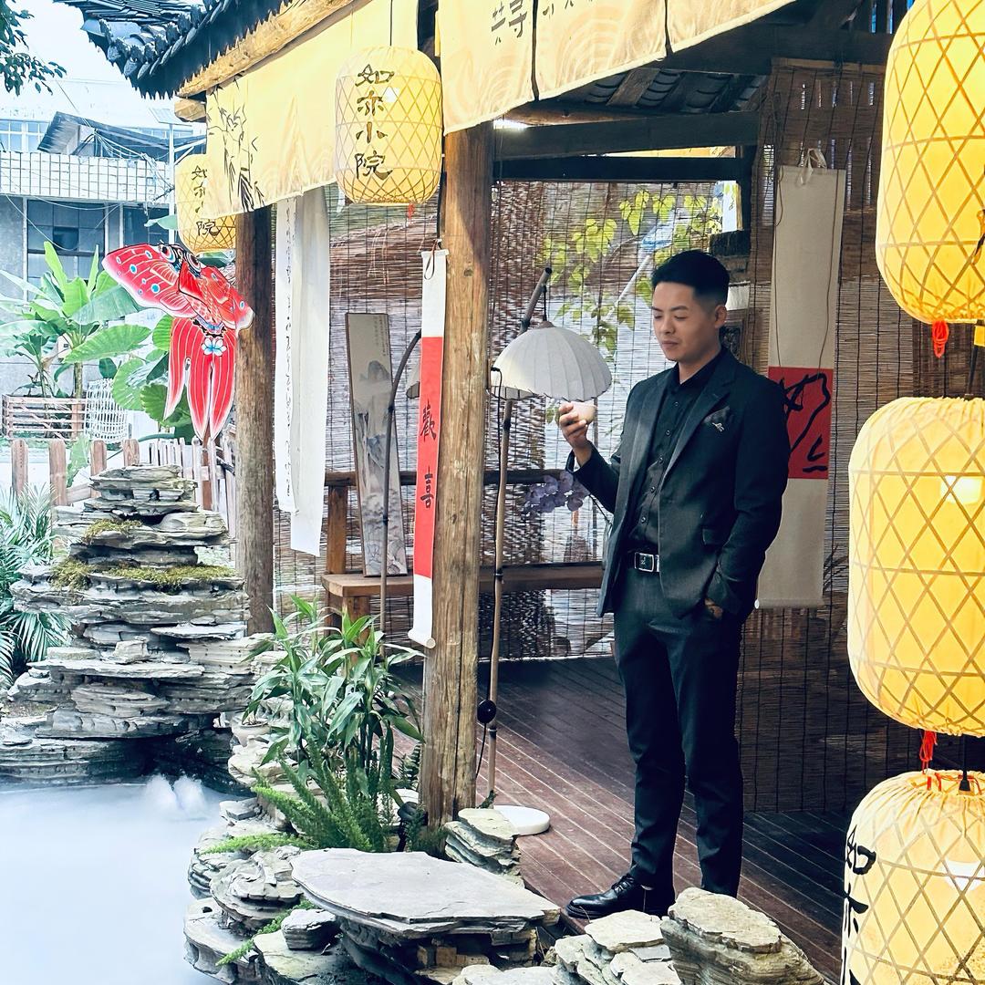 恩施旅游包车——小汪