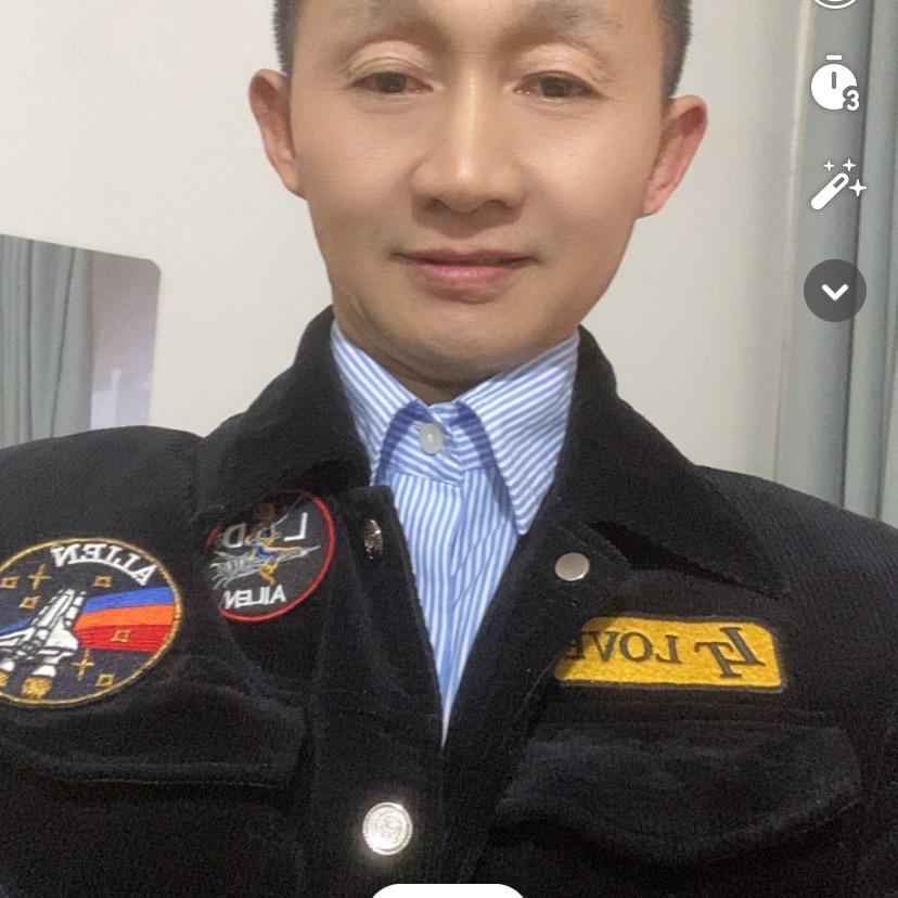 晓明、搞笑哥