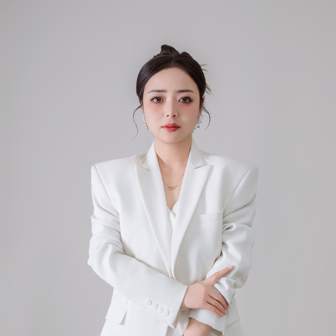 奔奔（李小宛）