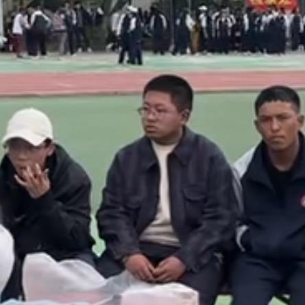 祈祷🙏好远🥰