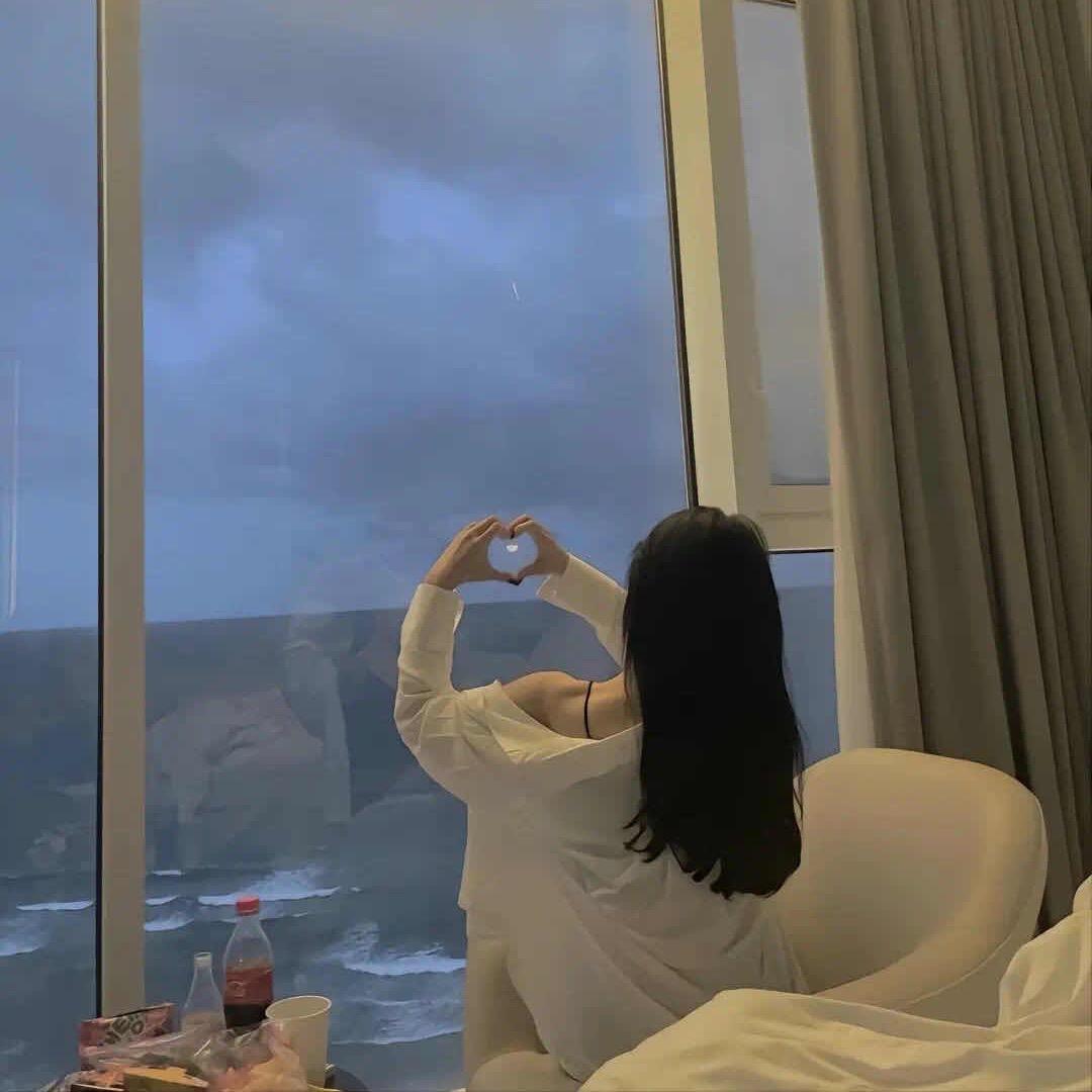 温雅•