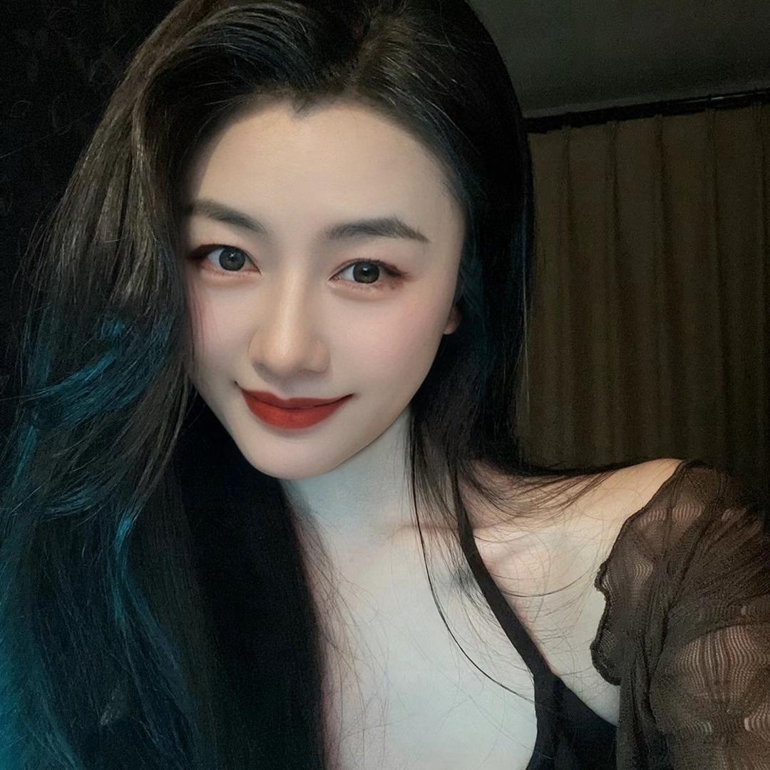 努力的小草呀
