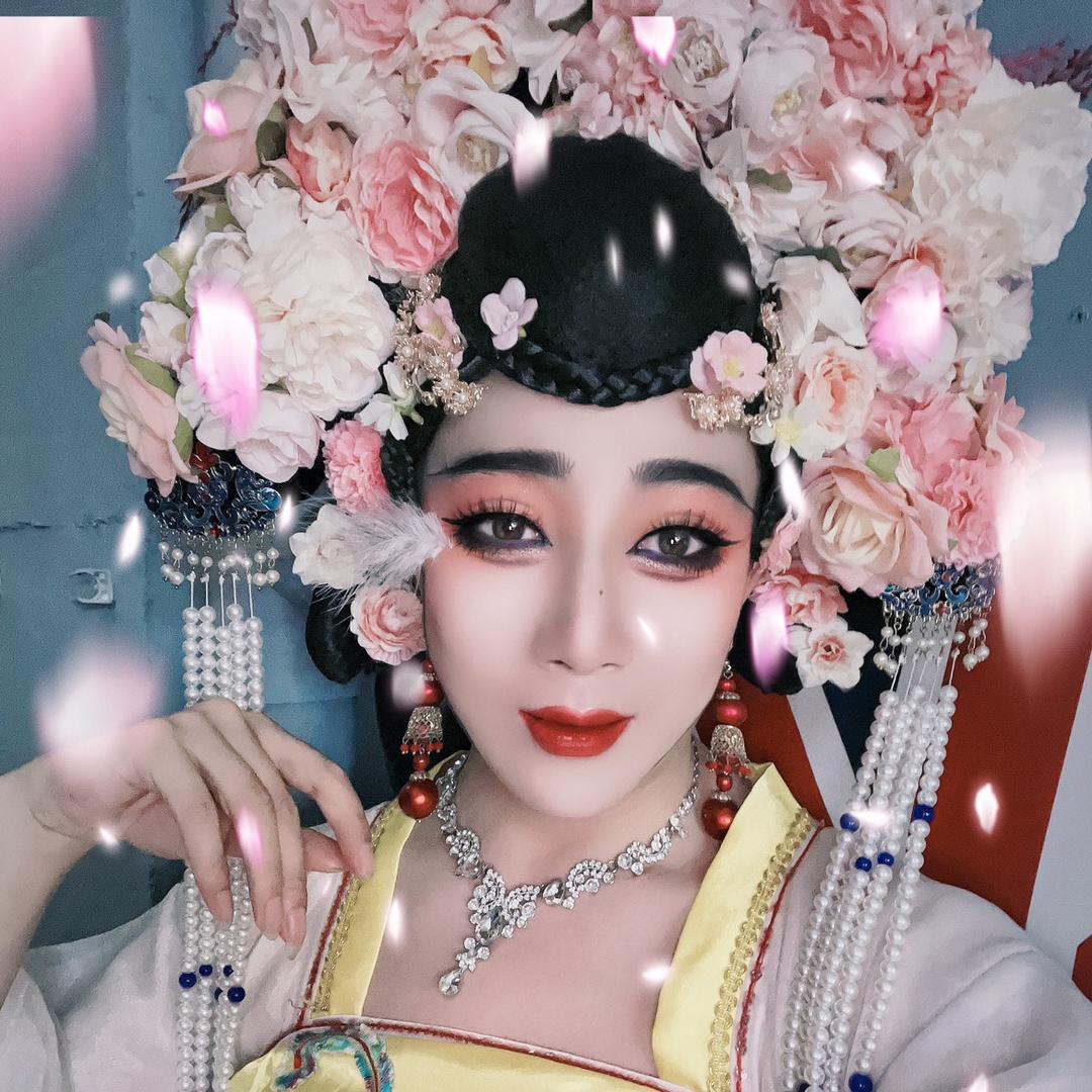 国风雯杰