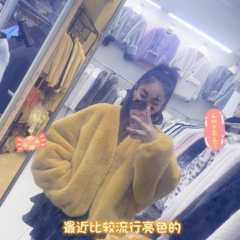 衣加衣服装服饰工厂店