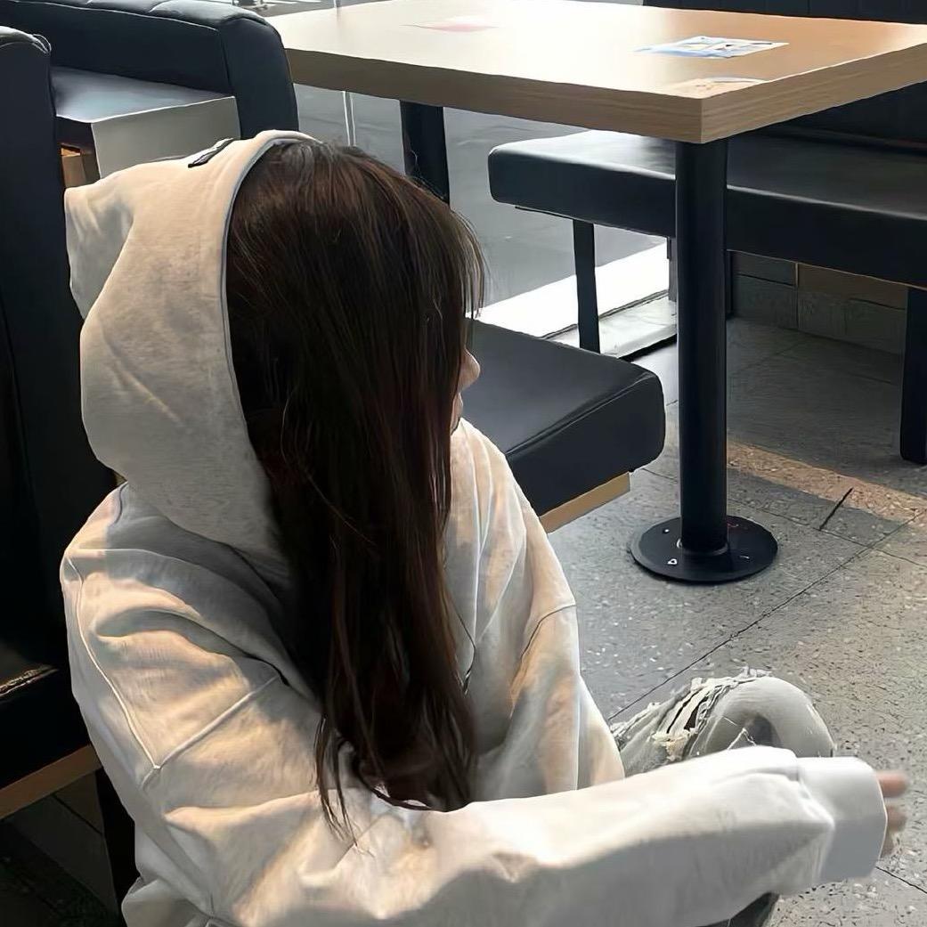 呵呵(爱穿秋裤)