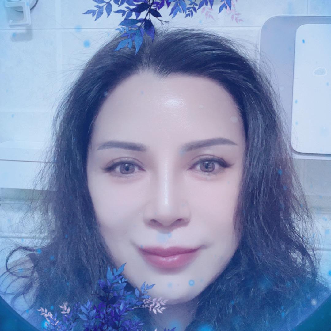 谷佳