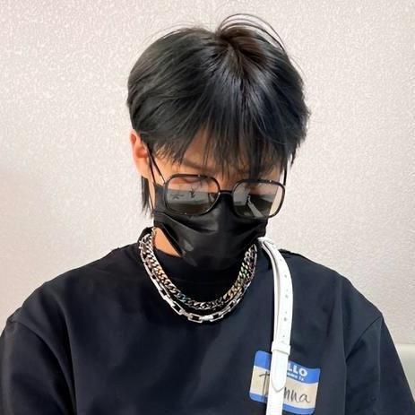 疯狂小杨弟(三只羊百货)