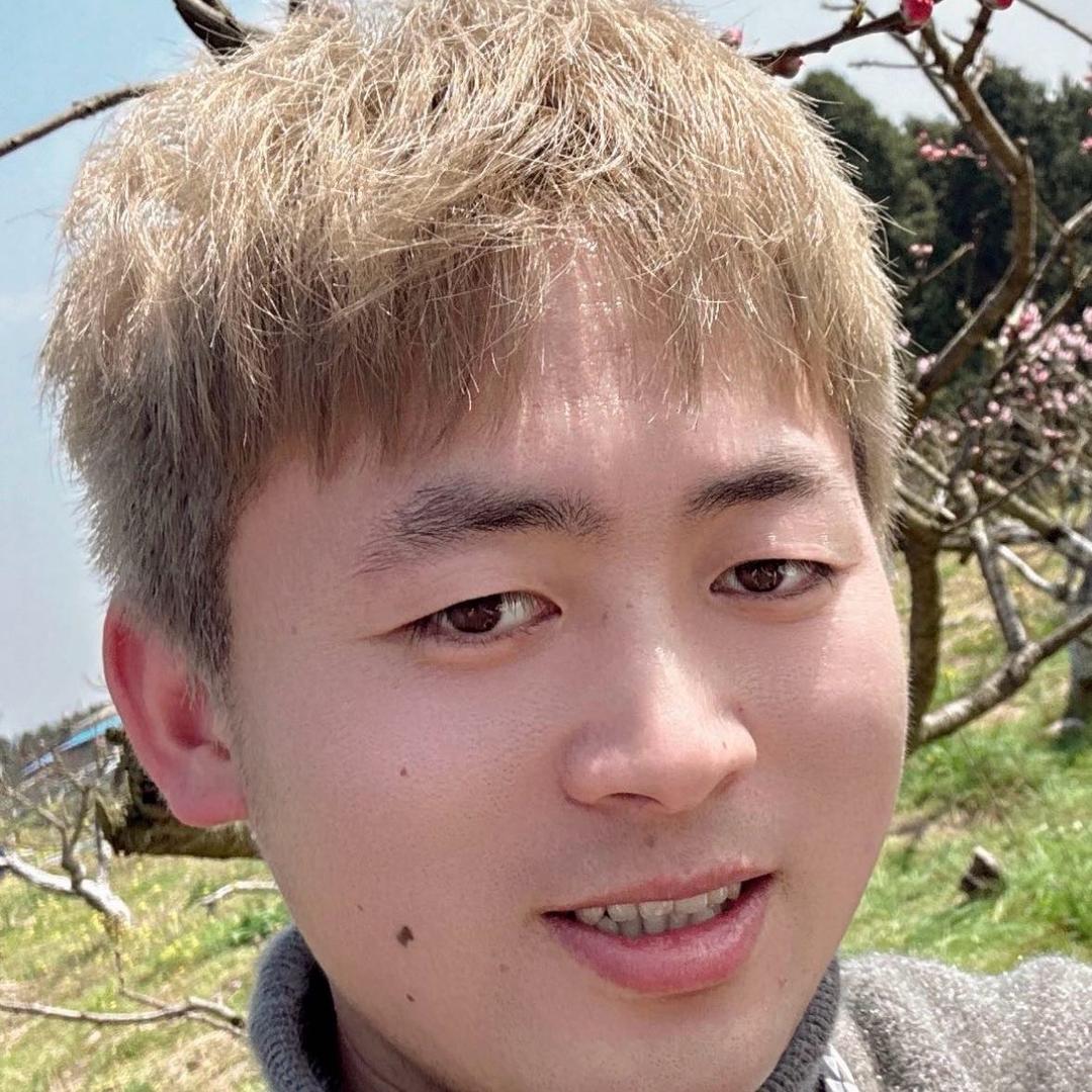 何宇轩嚎