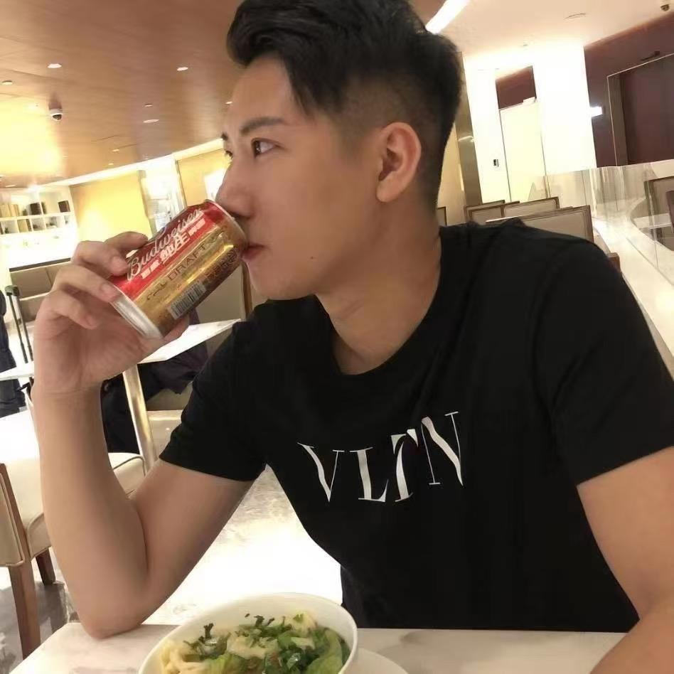 积极向上的根哥