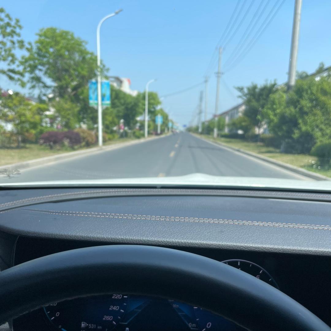 阿冬。