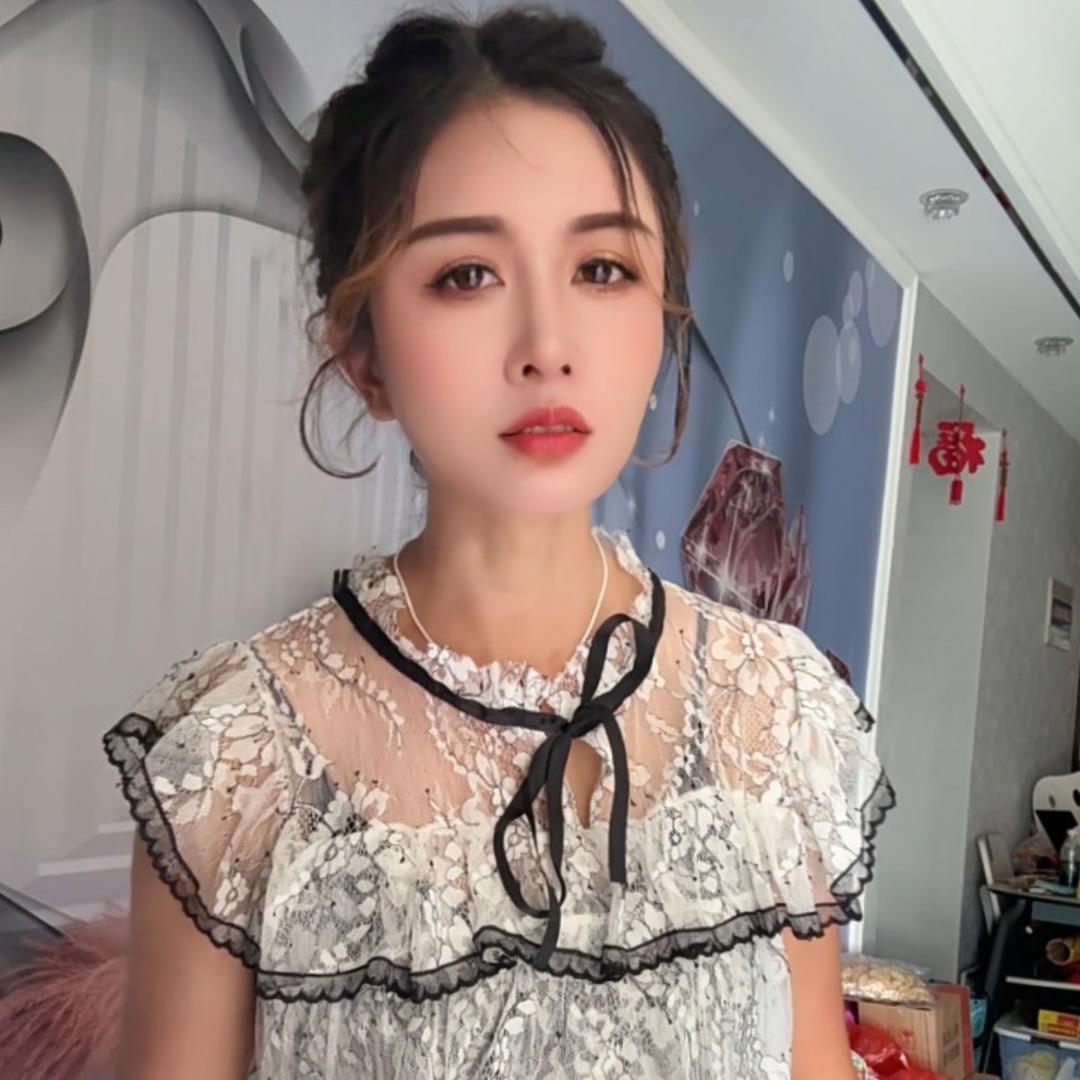 小敏摆摊
