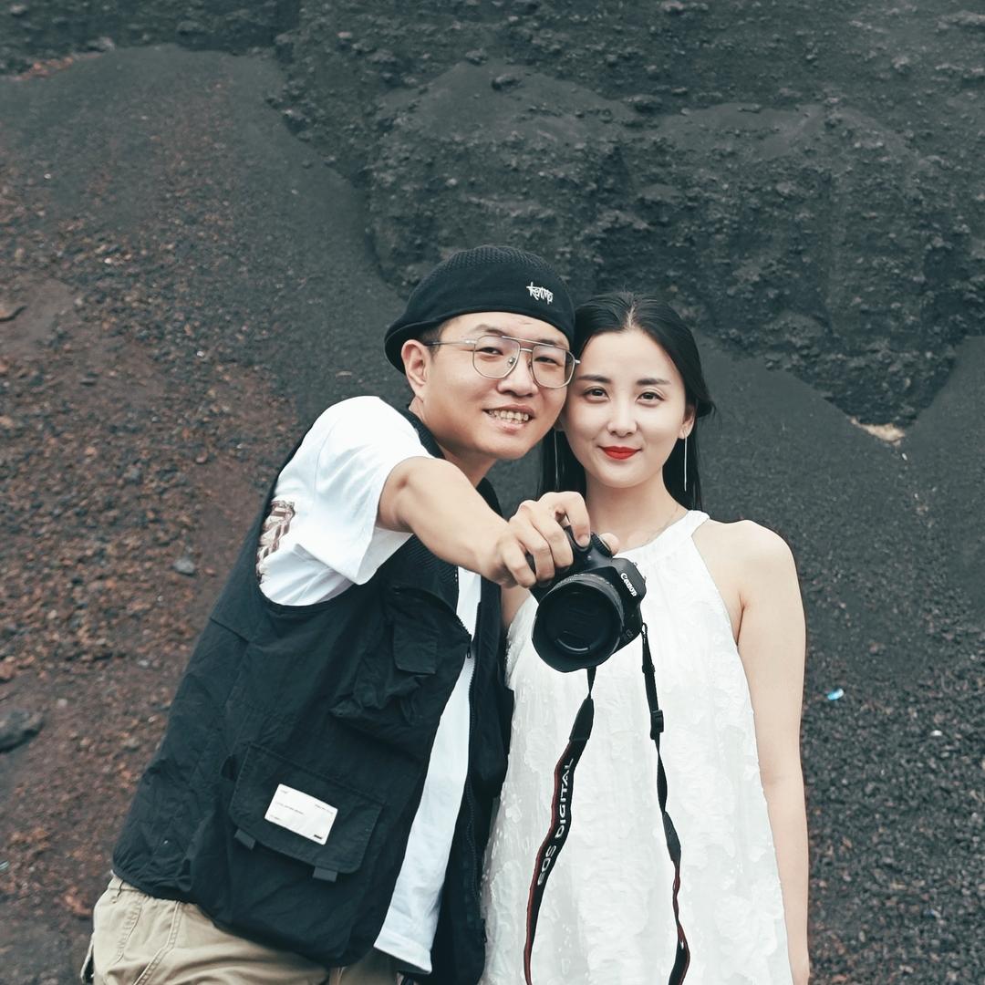 犊鼻上有两坨肉