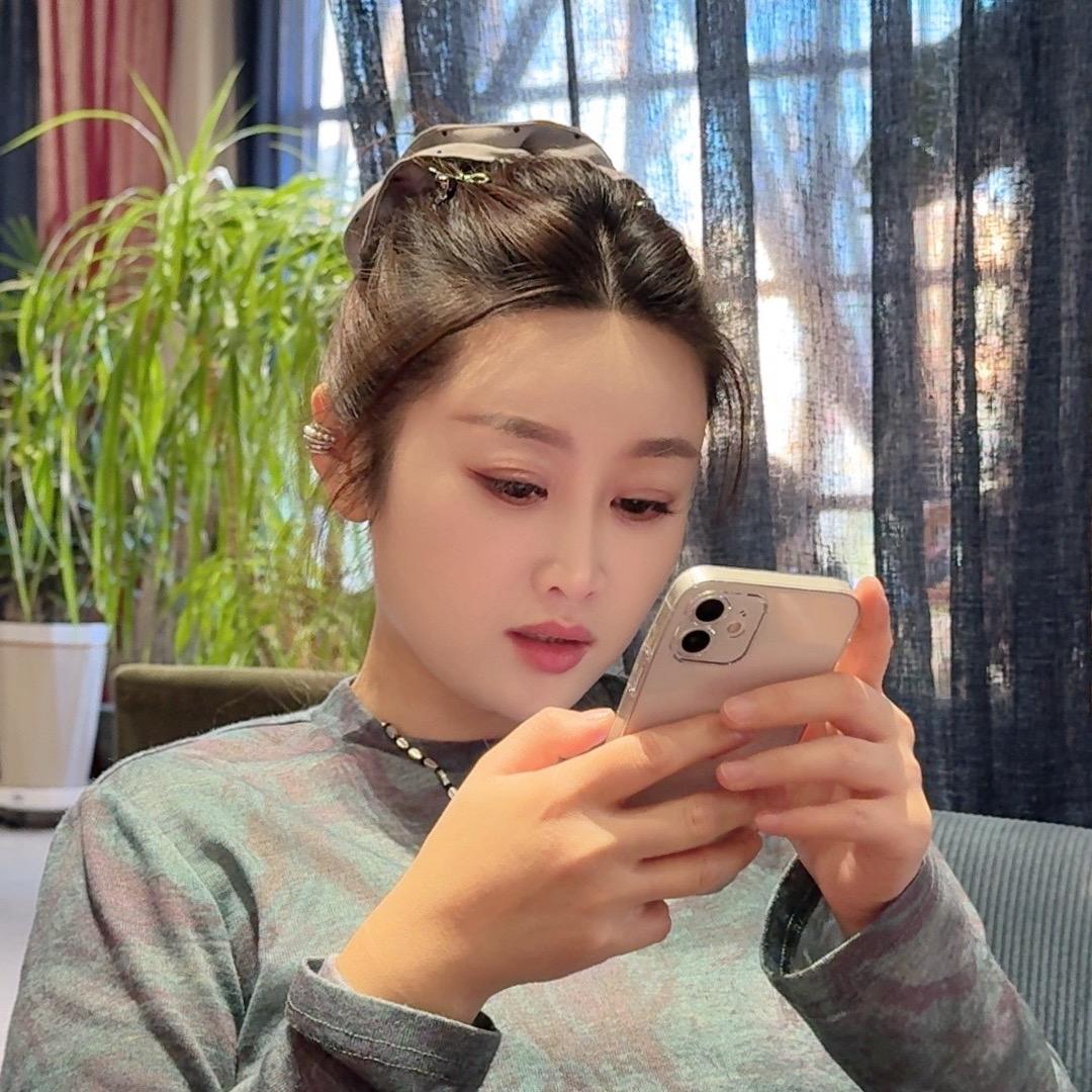 阿慧金灿灿