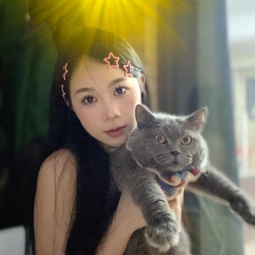 月儿今天吃饱了