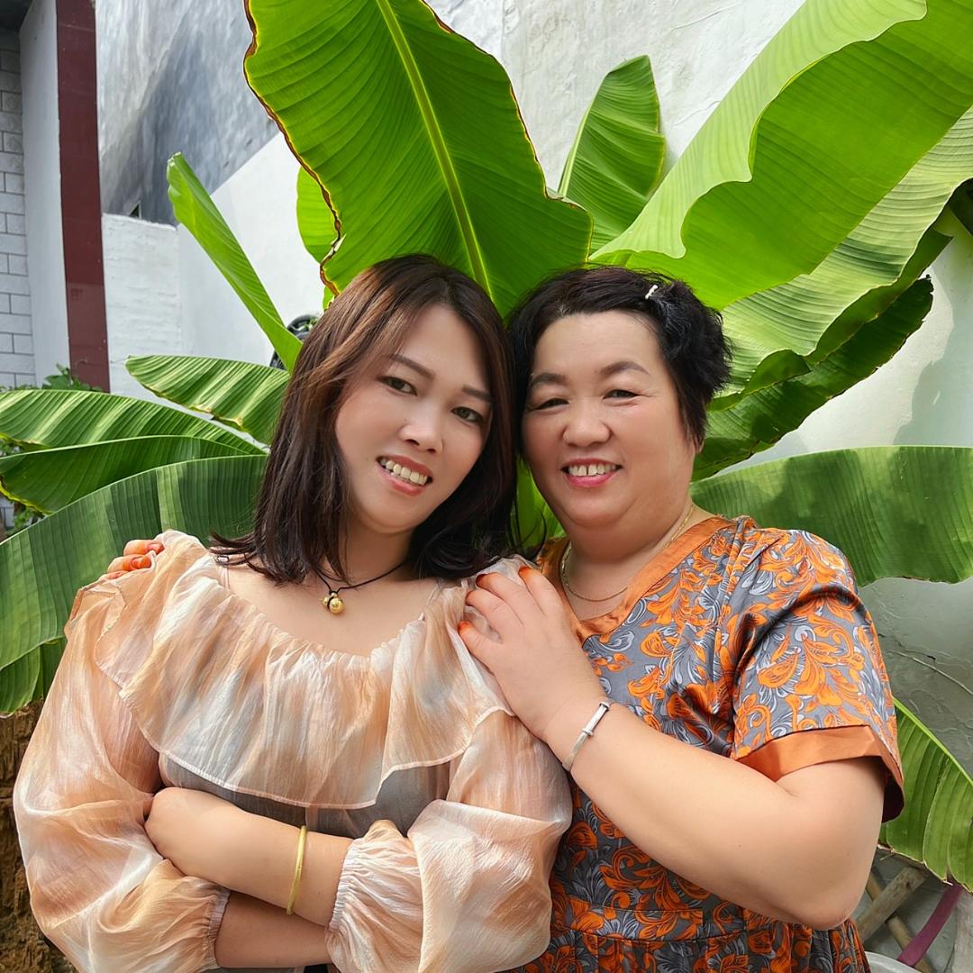 佩佩家的生活（下午1点50开播）