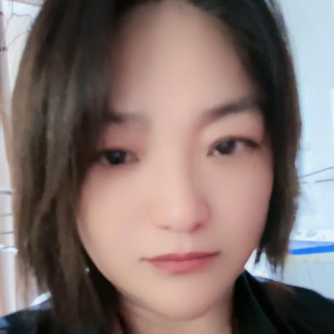 小芳🔥（等一个不离不弃的人）