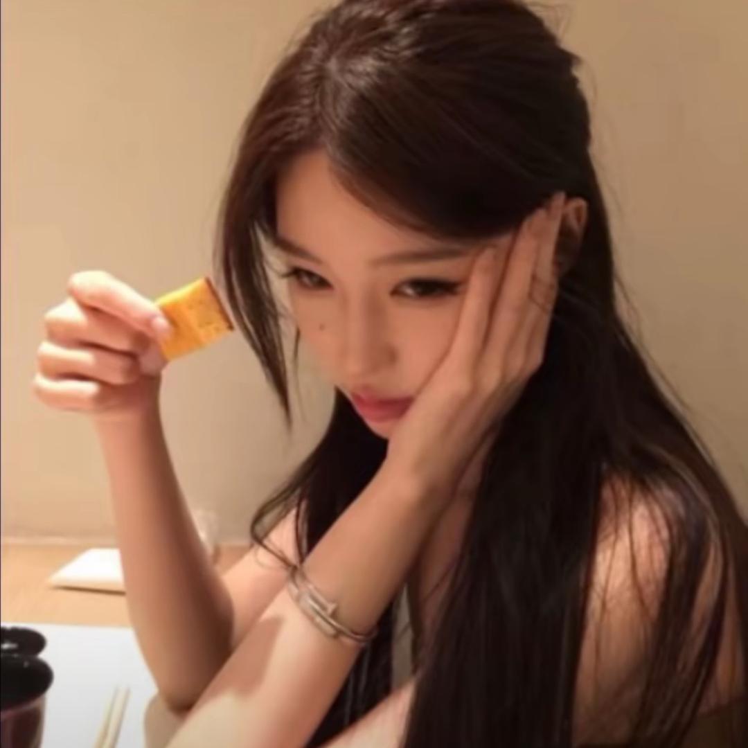 睡觉的时候不困.