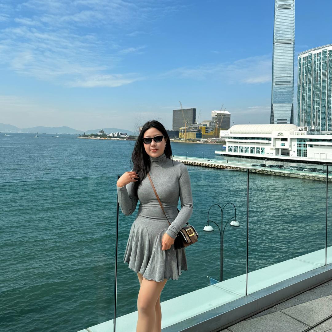 Re禾火小姐