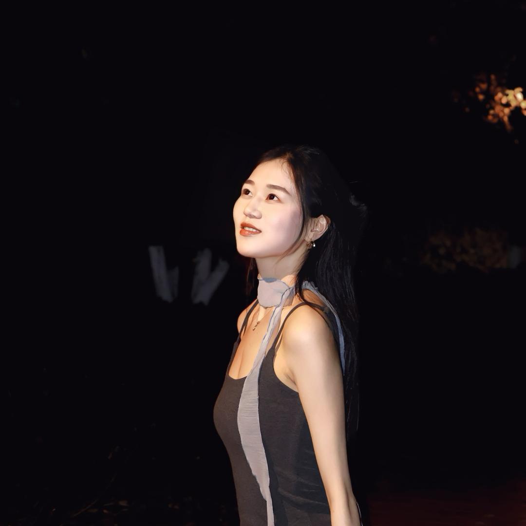 李梦.